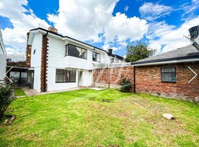 Casa en venta en Morato, Bogotá · foto 2 de 17