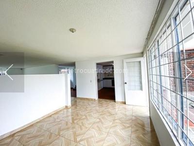 Casa en venta en Morato, Bogotá · foto 4 de 17