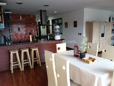 Casa de 5 alcobas en venta en Santa Lucia, Chía, 280 m² · foto 12 de 15