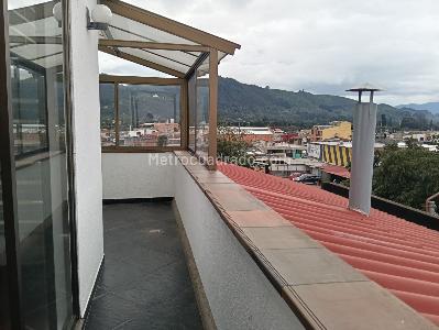 Casa de 5 alcobas en venta en Santa Lucia, Chía, 280 m² · foto 2 de 15
