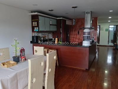 Casa de 5 alcobas en venta en Santa Lucia, Chía, 280 m² · foto 5 de 15