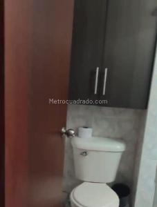 Apartamento de 3 alcobas en venta en Acevedo Tejada, Bogotá, 137 m² · foto 17 de 18