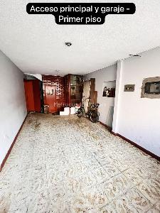 Casa de 5 alcobas en venta en Centenario Fontibon, Bogotá, 390 m² · foto 2 de 20