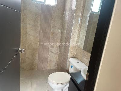 Apartamento de 3 alcobas en venta en Br Altos Del Peñon, Girardot, 64 m² · foto 13 de 20
