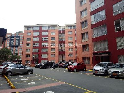 Apartamento en venta en Hayuelos, Bogotá · foto 2 de 20