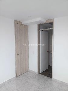 Apartamento en venta en Fontibon Puente Grande, Bogotá · foto 6 de 14