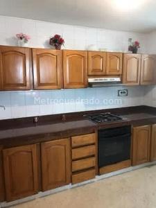 Apartamento de 5 alcobas en venta en El Peñon Girardot, Girardot, 250 m² · foto 3 de 20
