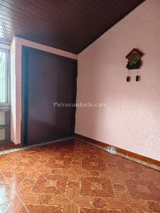 Casa de 3 alcobas en venta en Villa Luz, Bogotá, 175 m² · foto 12 de 20