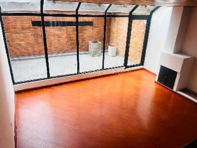 Casa de 3 alcobas en venta en Chico Navarra, Bogotá, 187 m² · foto 4 de 7