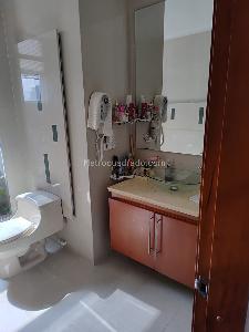 Apartamento de 4 alcobas en venta en Chico Navarra, Bogotá, 193 m² · foto 16 de 20