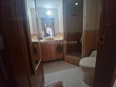 Apartamento en venta en Santa Barbara Central, Bogotá · foto 14 de 17