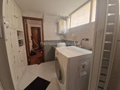 Apartamento en venta en Santa Barbara Central, Bogotá · foto 6 de 17