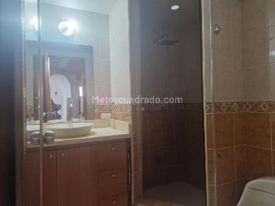 Apartamento en venta en Santa Barbara Central, Bogotá · foto 7 de 17