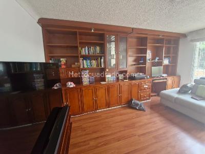 Apartamento en venta en Santa Barbara Central, Bogotá · foto 9 de 17