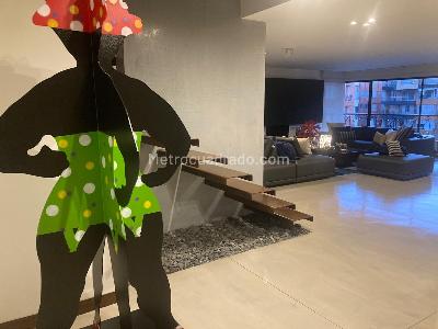 Apartamento de 3 alcobas en venta en Chico Navarra, Bogotá, 310 m² · foto 8 de 16