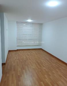 Apartamento de 3 alcobas en venta en Villemar, Bogotá, 53 m² · foto 3 de 12
