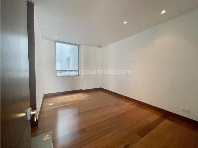 Apartamento en venta en Chico, Bogotá · foto 17 de 20