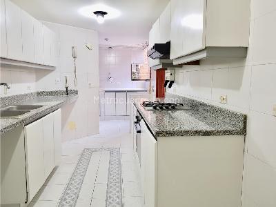 Apartamento en venta en Recodo Del Country, Bogotá · foto 8 de 19