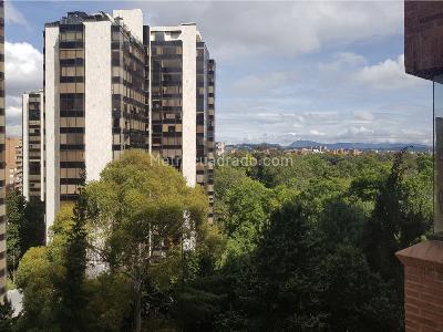Apartamento en venta en La Carolina, Bogotá · foto 2 de 20