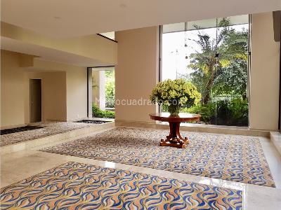 Apartamento de 3 alcobas en arriendo en Country Club, Bogotá, 286 m² · foto 10 de 10