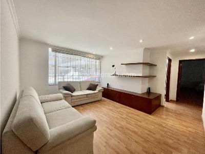 Apartamento en venta en La Carolina, Bogotá · foto 2 de 20