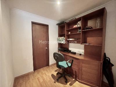 Apartamento en venta en La Carolina, Bogotá · foto 17 de 20