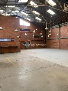 Warehouse for rent in MONTEVIDEO, Bogotá