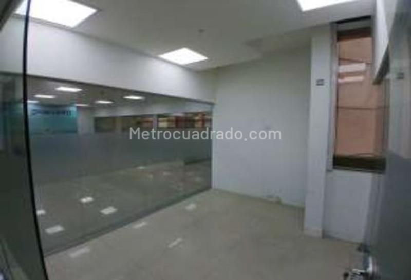 Oficina en Arriendo, CIUDAD SALITRE, Bogotá D.C. - More