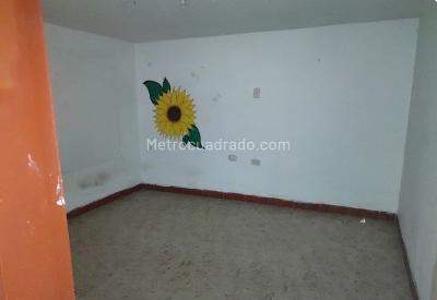 Casa de 5 alcobas en venta en Zona Franca Fontibon, Bogotá, 142 m² · foto 5 de 15