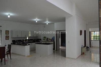 Casa de 4 alcobas en venta en Verde Horizonte Jamundi, Cali, 450 m² · foto 2 de 13