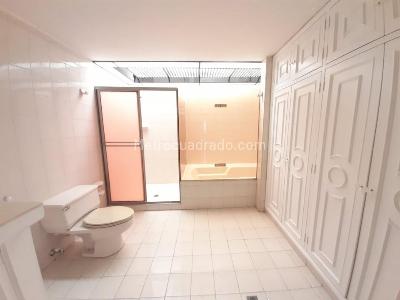 Casa de 4 alcobas en venta en El Ingenio, Cali, 400 m² · foto 18 de 19