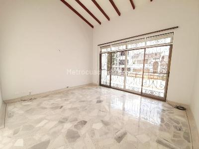 Casa de 4 alcobas en venta en El Ingenio, Cali, 400 m² · foto 8 de 19