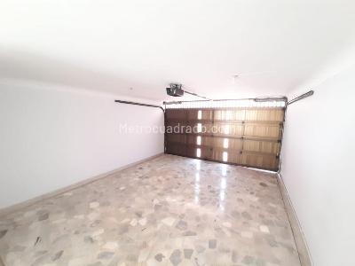 Casa de 4 alcobas en venta en El Ingenio, Cali, 400 m² · foto 6 de 19