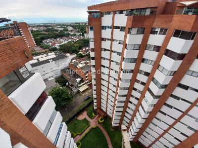 Apartamento de 4 alcobas en venta en Quintas De Don Simon, Cali, 180 m² · foto 18 de 20