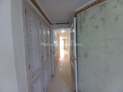 Apartamento de 4 alcobas en venta en Quintas De Don Simon, Cali, 180 m² · foto 11 de 20