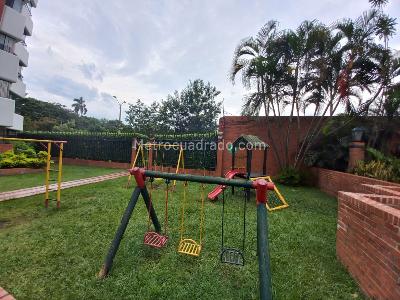 Apartamento de 4 alcobas en venta en Quintas De Don Simon, Cali, 180 m² · foto 16 de 20
