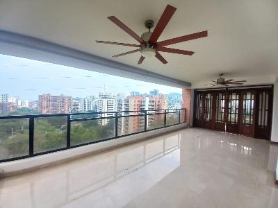 Apartamento en venta en Aguacatal, Cali · foto 10 de 18
