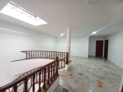 Casa de 4 alcobas en venta en El Ingenio I, Cali, 350 m² · foto 15 de 19