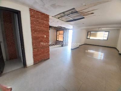 Casa de 5 alcobas en venta en El Limonar, Cali, 157 m² · foto 2 de 15