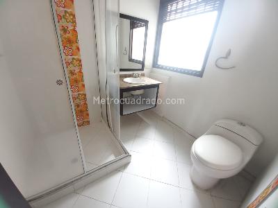 Casa de 5 alcobas en venta en El Limonar, Cali, 157 m² · foto 14 de 15