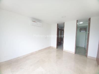 Apartamento de 3 alcobas en venta en Altos De Ciudad Jardin, Cali, 147 m² · foto 4 de 15