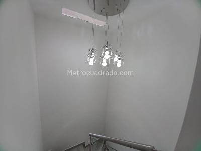 Casa de 5 alcobas en venta en Quintas De Don Simon, Cali, 250 m² · foto 5 de 11