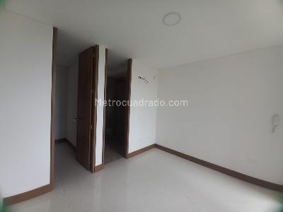 Apartamento de 3 alcobas en venta en Altos De Ciudad Jardín Pance, Cali, 118 m² · foto 14 de 19