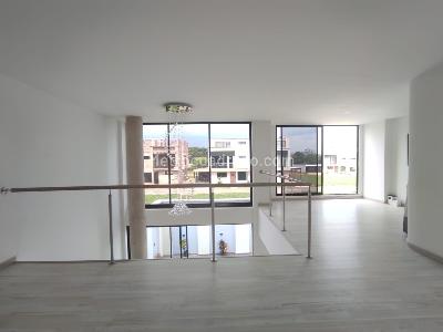 Casa de 4 alcobas en venta en Jamundi, Cali, 350 m² · foto 4 de 18