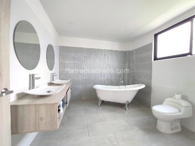 Casa de 4 alcobas en venta en Jamundi, Cali, 350 m² · foto 9 de 18