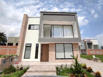 Casa de 4 alcobas en venta en Jamundi, Cali, 350 m² · foto 2 de 18