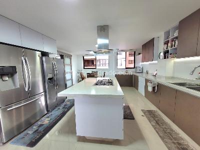 Apartamento de 5 alcobas en venta en Cristales Ii, Cali, 444 m² · foto 6 de 18