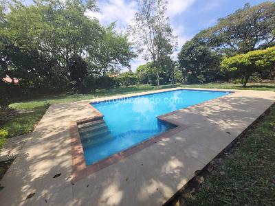 Casa de 5 alcobas en venta en Pance Av La Maria, Cali · foto 19 de 20