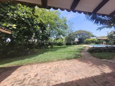 Casa de 5 alcobas en venta en Pance Av La Maria, Cali · foto 18 de 20