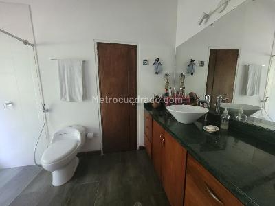 Casa de 5 alcobas en venta en Pance Av La Maria, Cali · foto 10 de 20